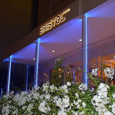 Szálloda Bristol
