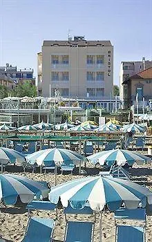 Szálloda Bristol